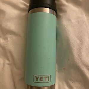 YETI Silver Base Tumbler